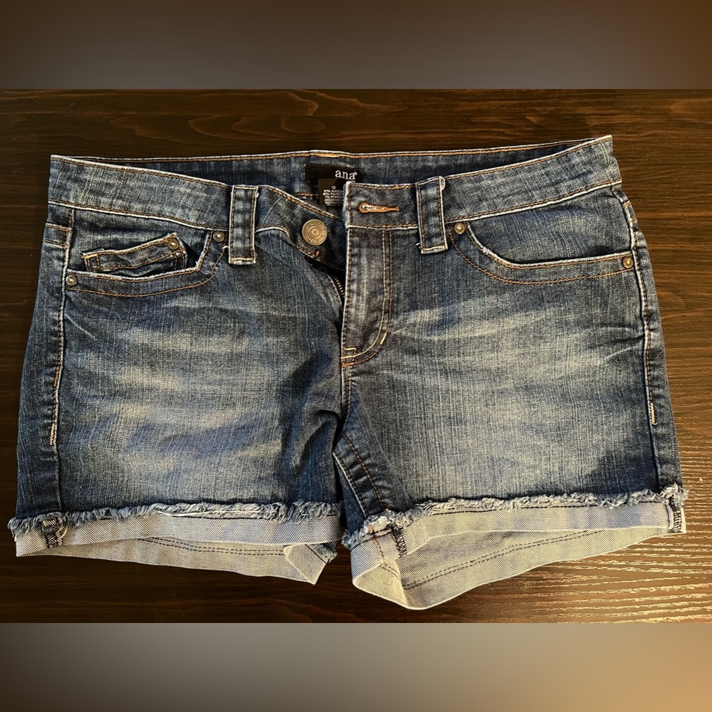 Ana Jean Shorts Size 12